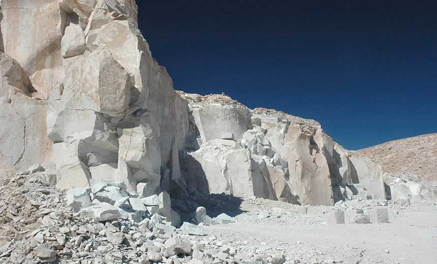 Calcium sulfuricum (calc-s.)